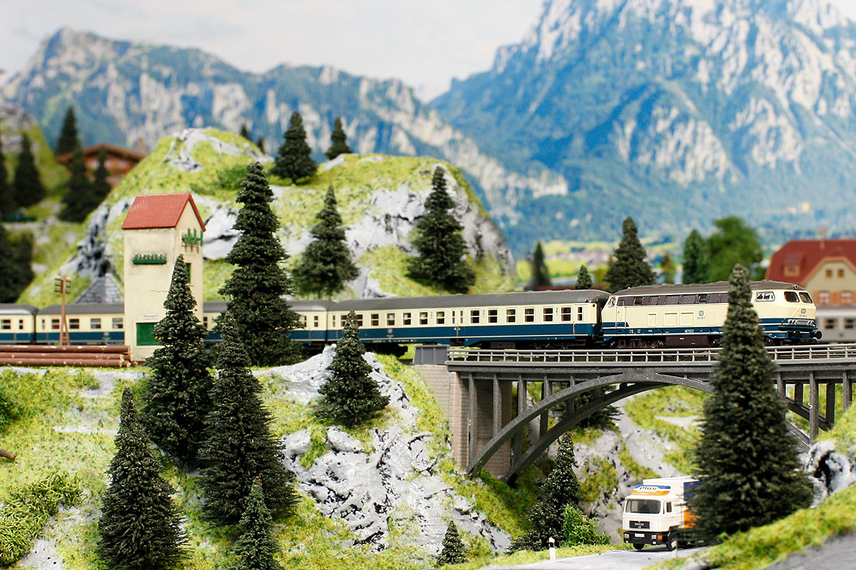Modellbahnbau Alpen