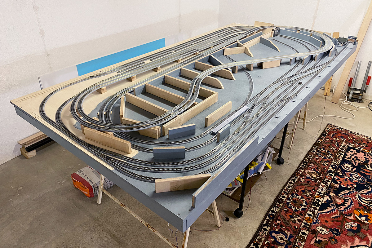 Modellbahnanlage KATO Spur N bauen